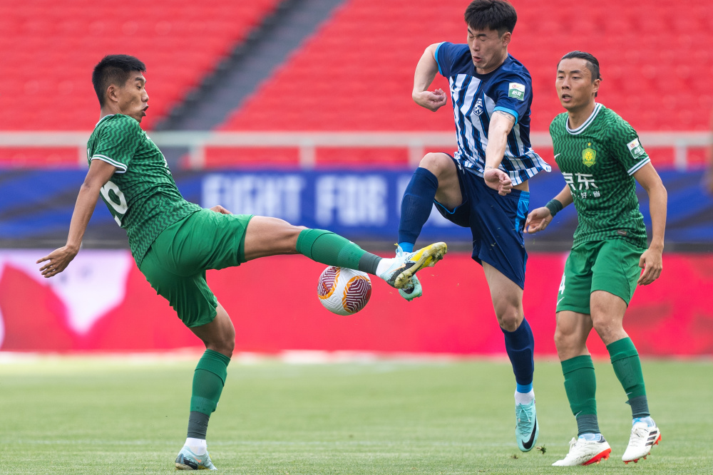 关于武汉三镇迎中超关键赛，今夜强势反弹，目标明确，赛程密集仍需轮换的信息-银河娱乐官网